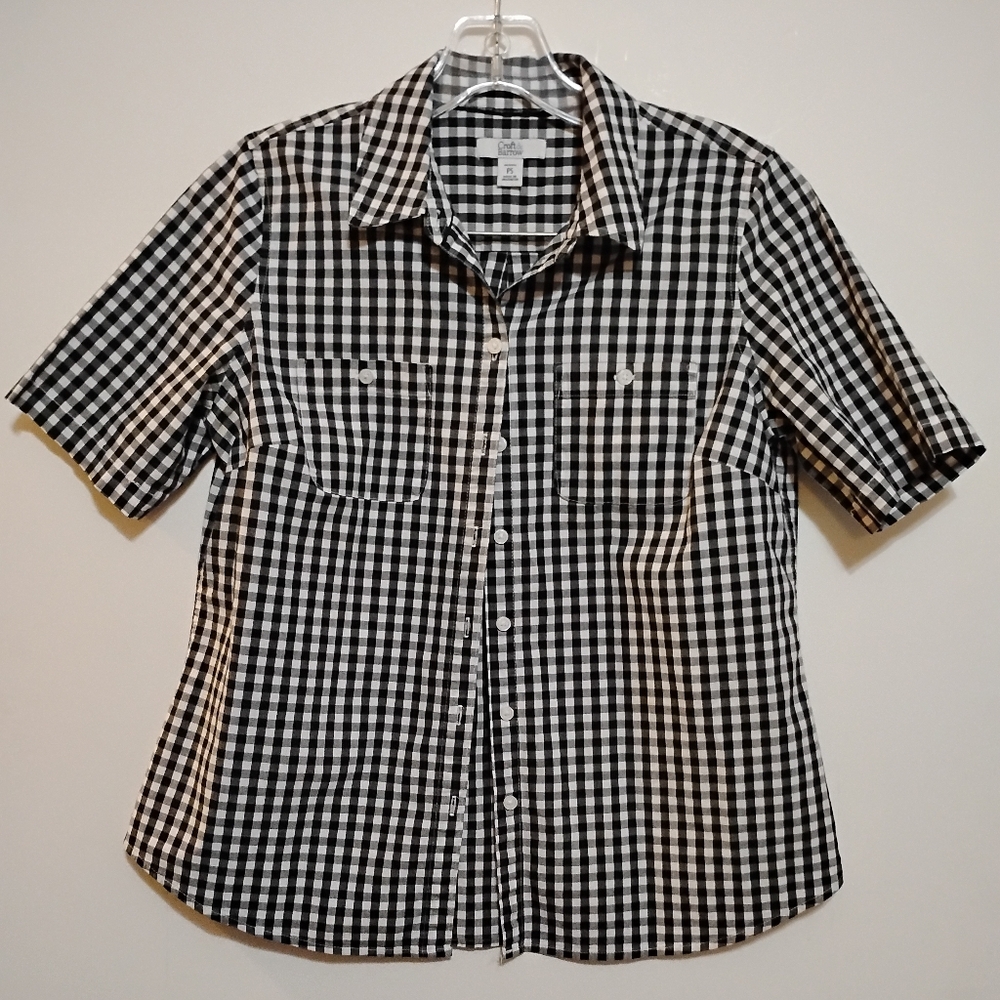 CROFT & BARROW Ladies' Black and White Checkered Shirt 97%Cotton 3%Spandex PS